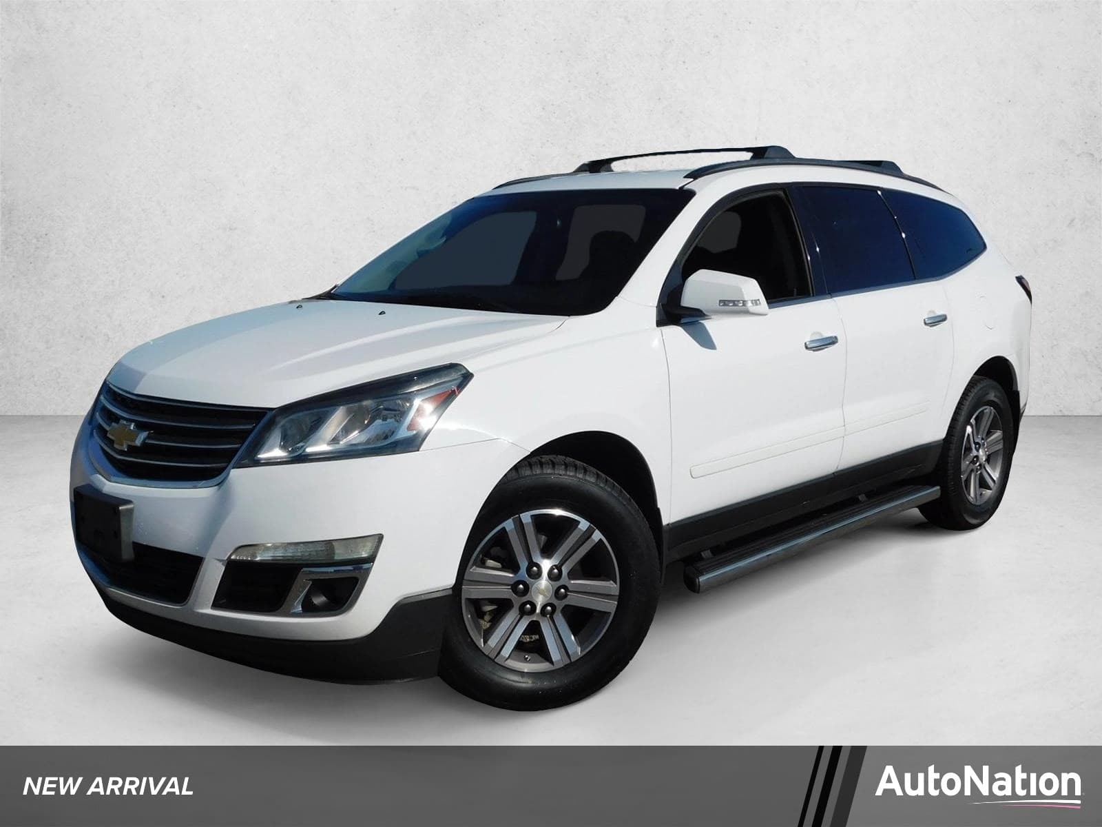 2016 Chevrolet Traverse LT — photo 1 of 30