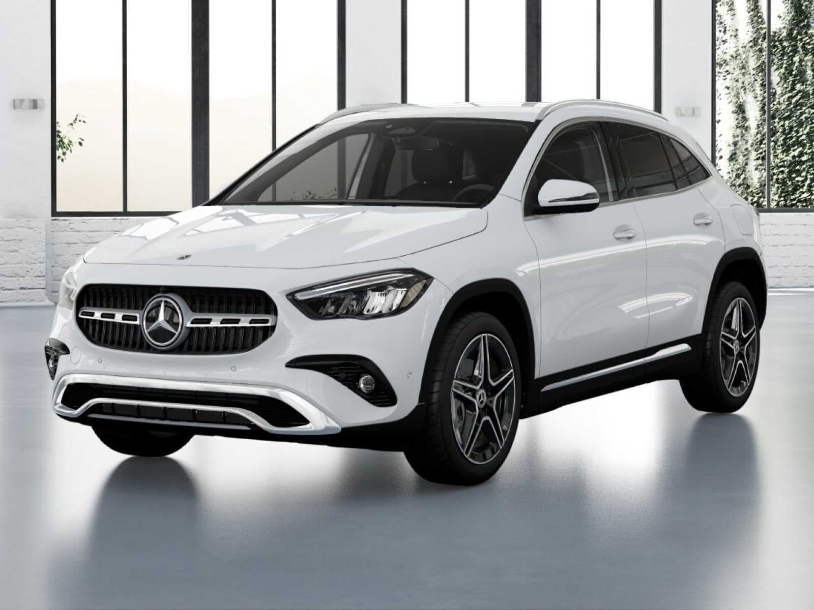 2026 Mercedes-Benz GLA Base — photo 1 of 41