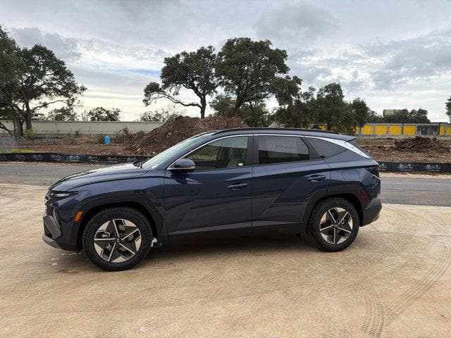 2026 Hyundai Tucson SEL Premium — photo 1 of 40