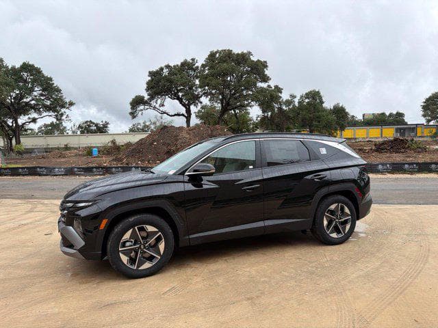 2026 Hyundai Tucson SEL Premium — photo 1 of 40