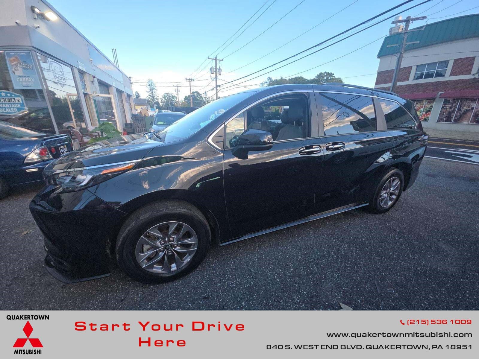 2025 Toyota Sienna XLE Autono-MaaS — photo 1 of 4