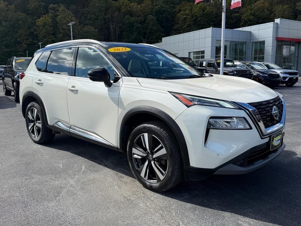 2021 Nissan Rogue SL — photo 1 of 29