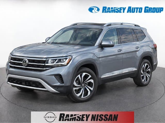 2022 Volkswagen Atlas 2.0T SEL — photo 1 of 8