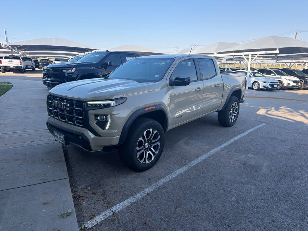 2023 GMC Canyon Base — photo 1 of 17