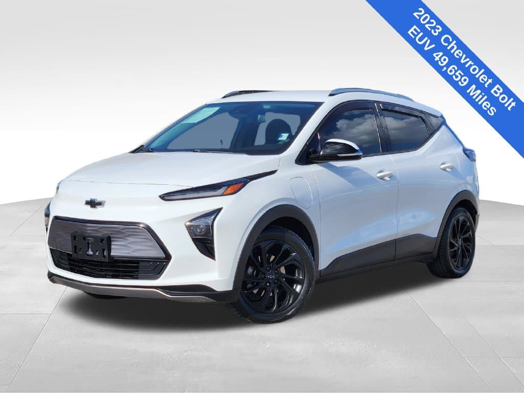 2023 Chevrolet Bolt EUV LT — photo 1 of 37