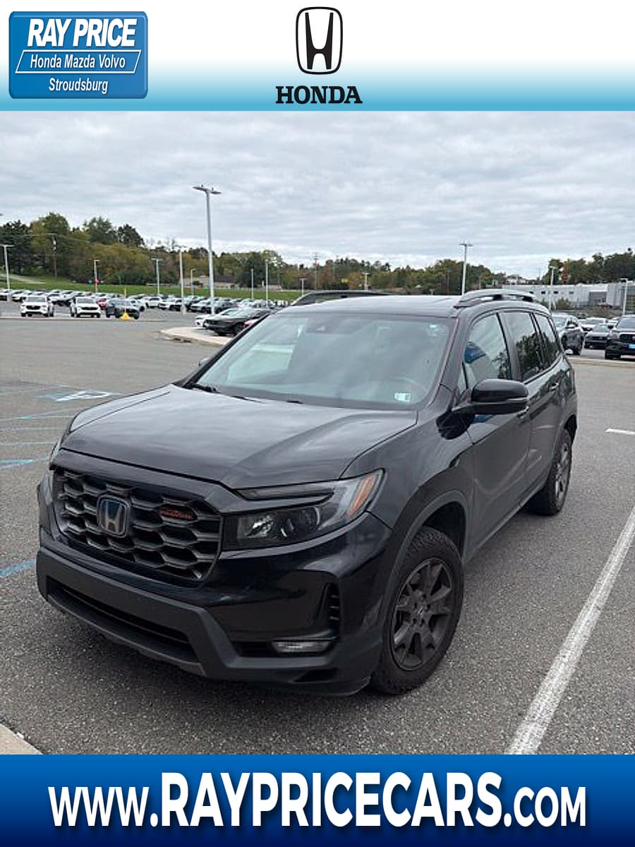 2024 Honda Passport Base — photo 1 of 3