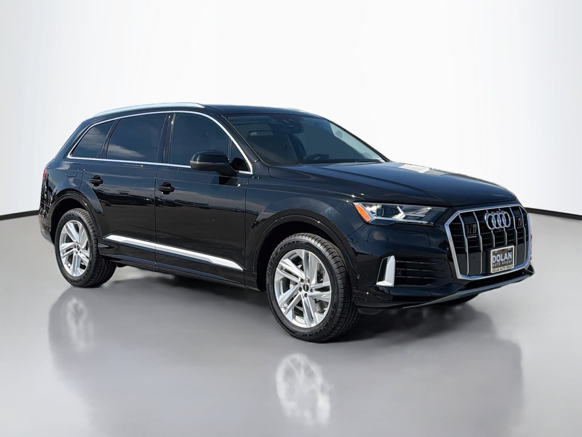 2022 Audi Q7 Base — photo 1 of 5