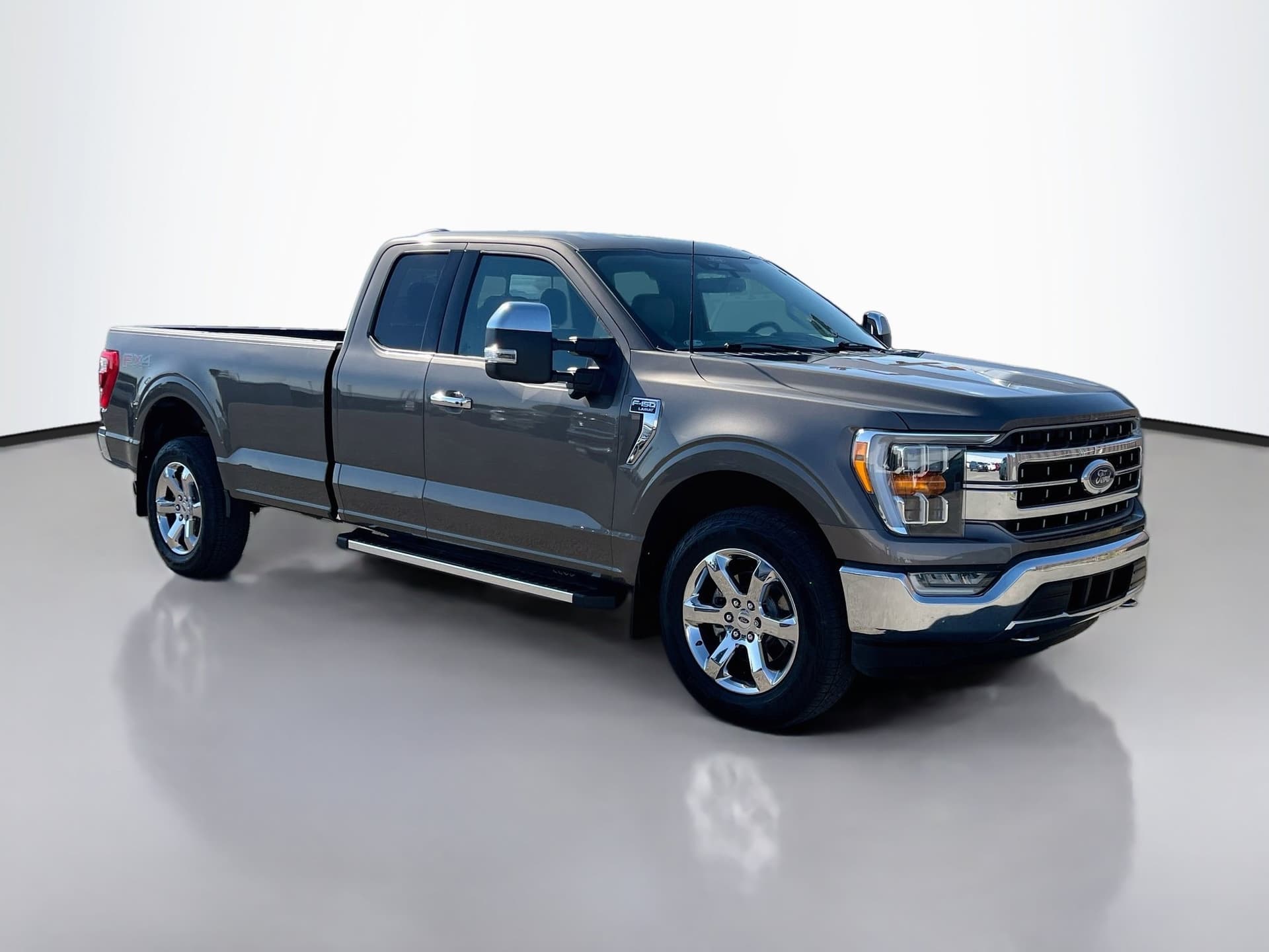 2022 Ford F-150 LARIAT — photo 1 of 38