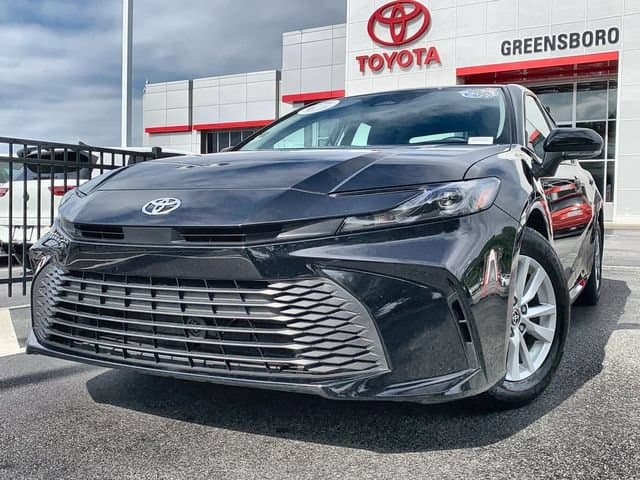 2026 Toyota Camry LE — photo 1 of 47