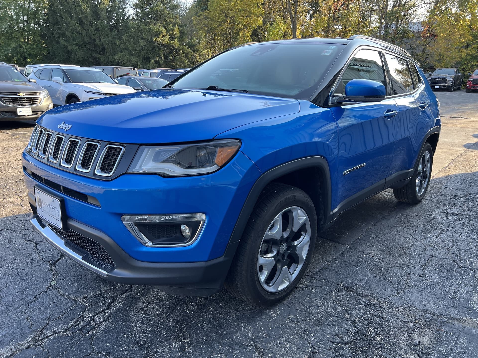 2018 Jeep Compass Limited — photo 1 of 10