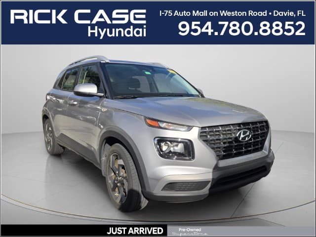2024 Hyundai Venue SEL — photo 1 of 11