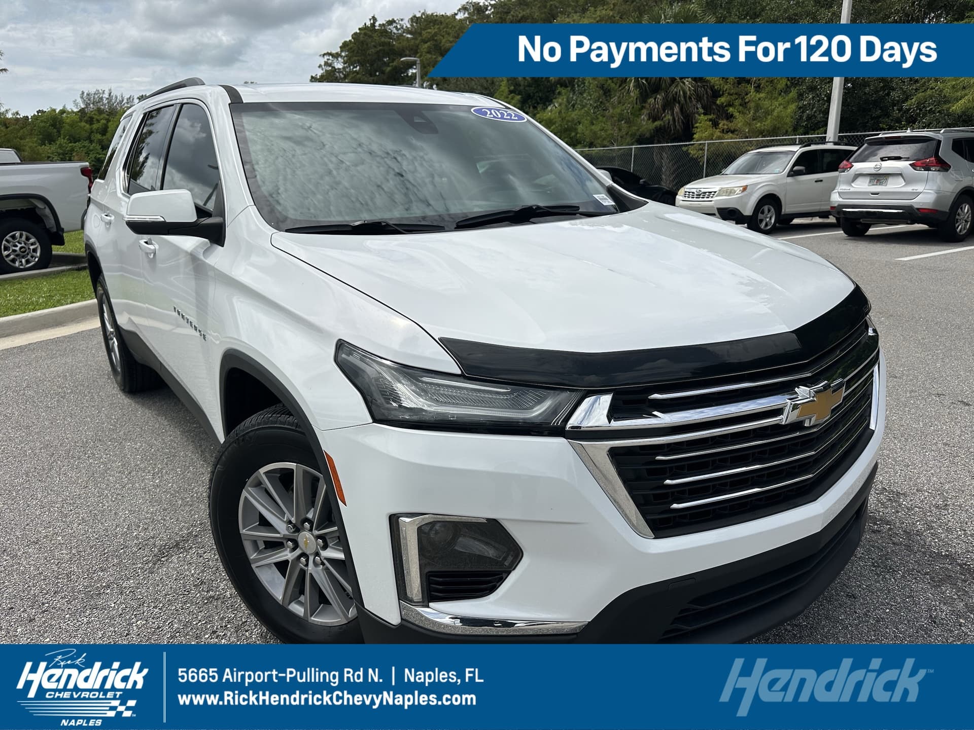 2022 Chevrolet Traverse LT Cloth — photo 1 of 43