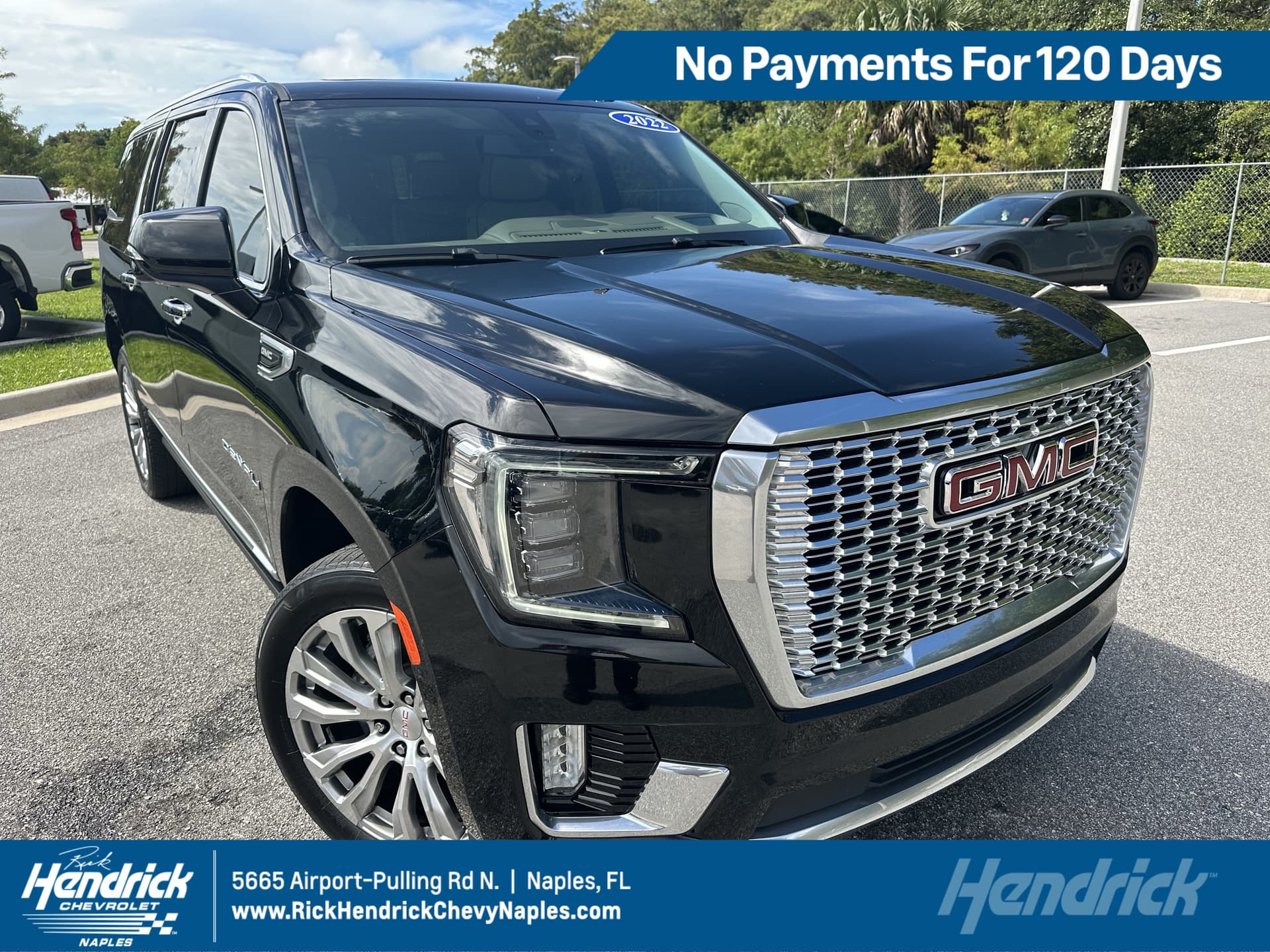2022 GMC Yukon XL Denali — photo 1 of 43