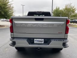 Extra Photo