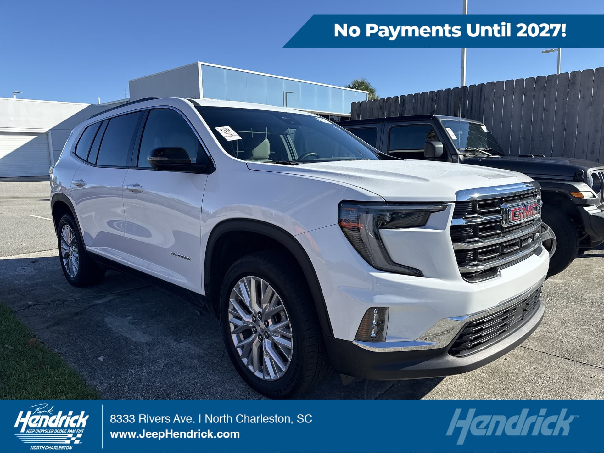2026 GMC Acadia FWD Elevation — photo 1 of 12