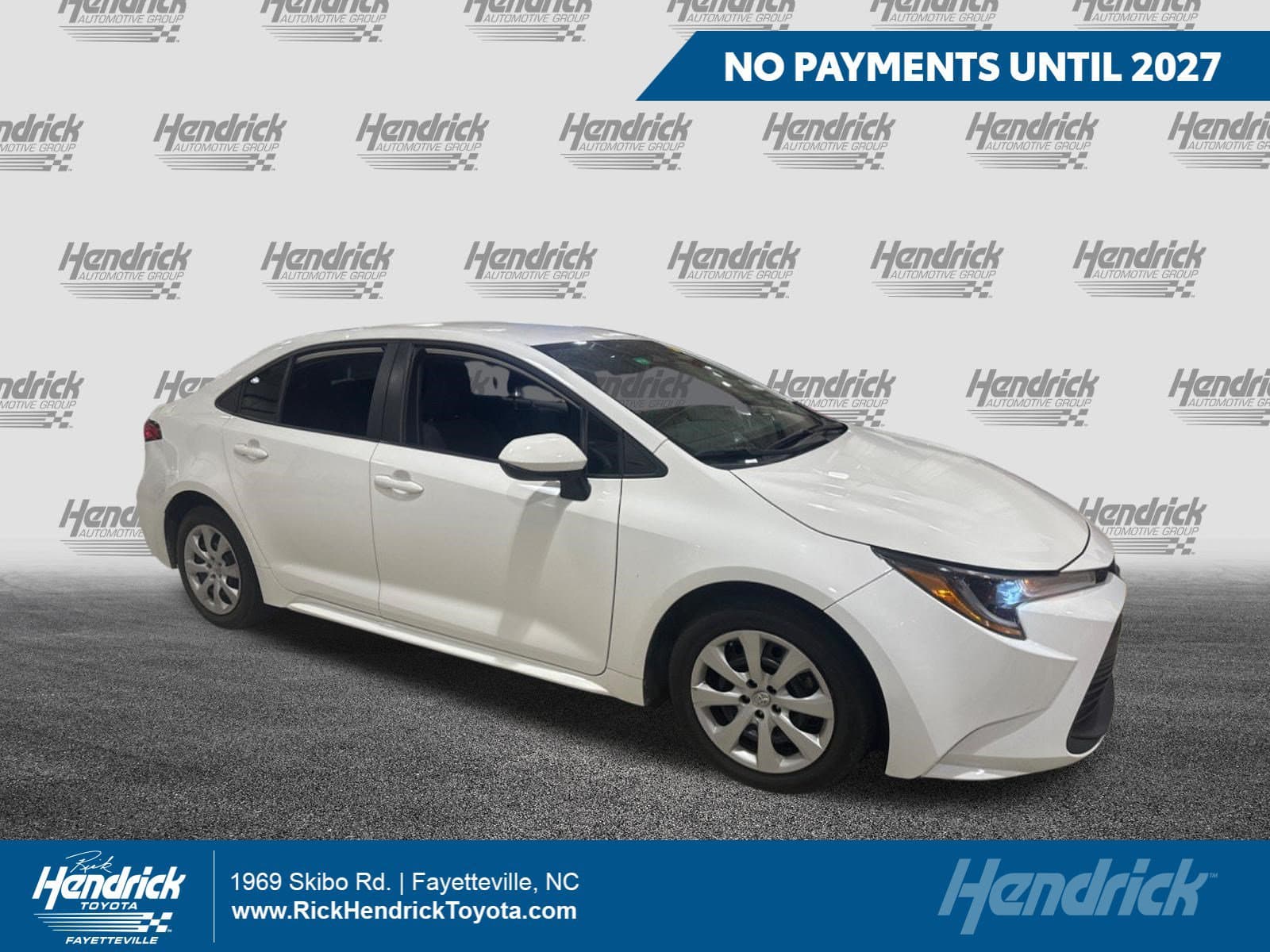 2024 Toyota Corolla LE — photo 1 of 11