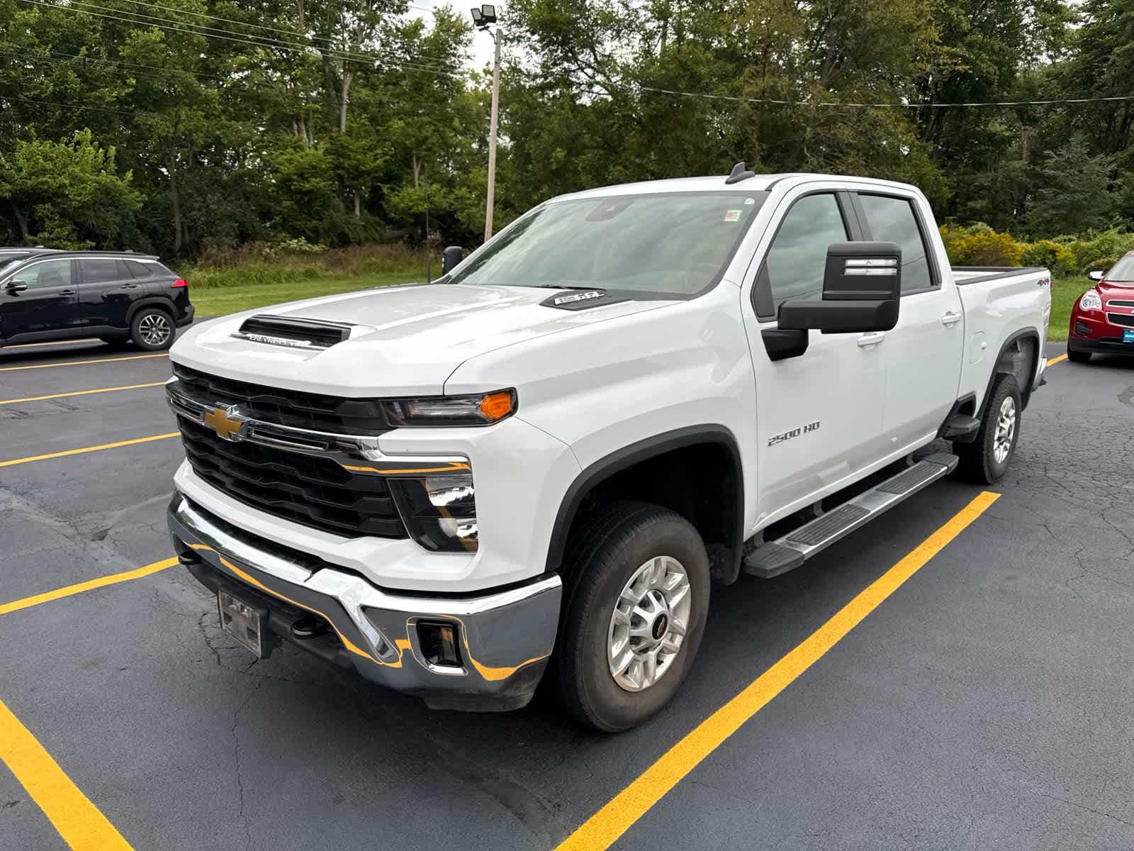 2025 Chevrolet Silverado 2500HD LT — photo 1 of 12
