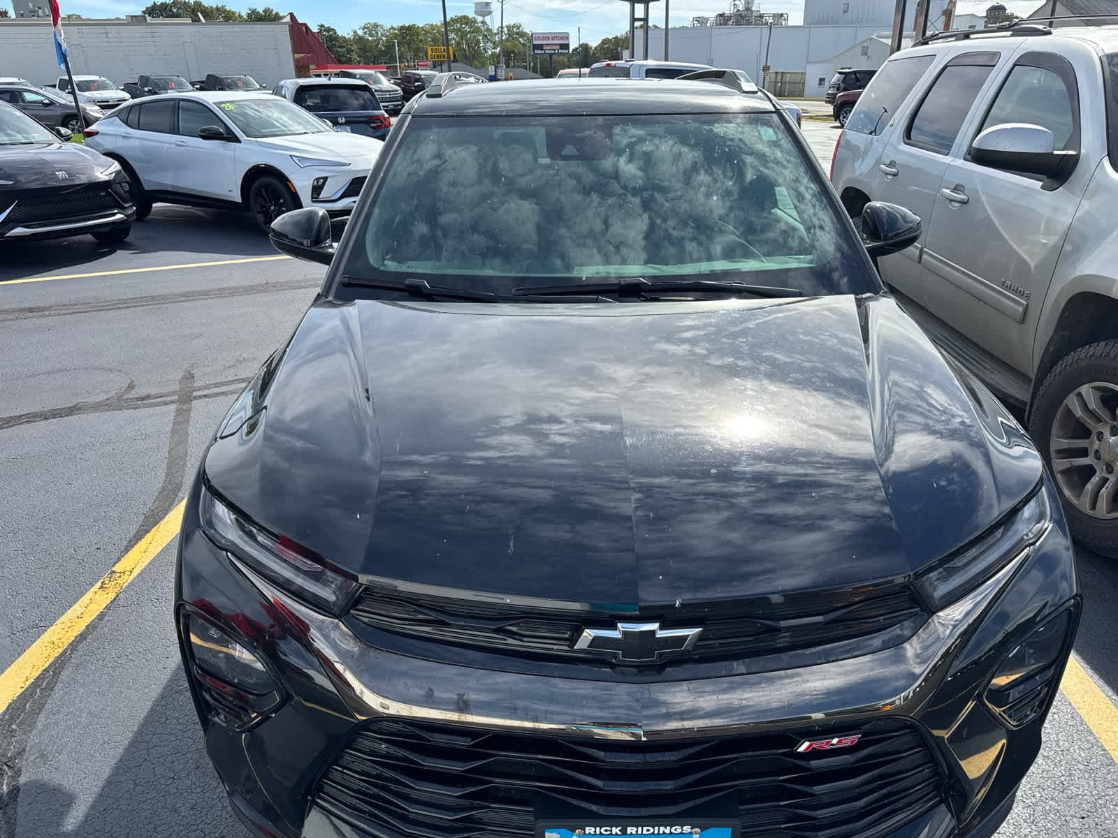 2022 Chevrolet Trailblazer RS — photo 1 of 11