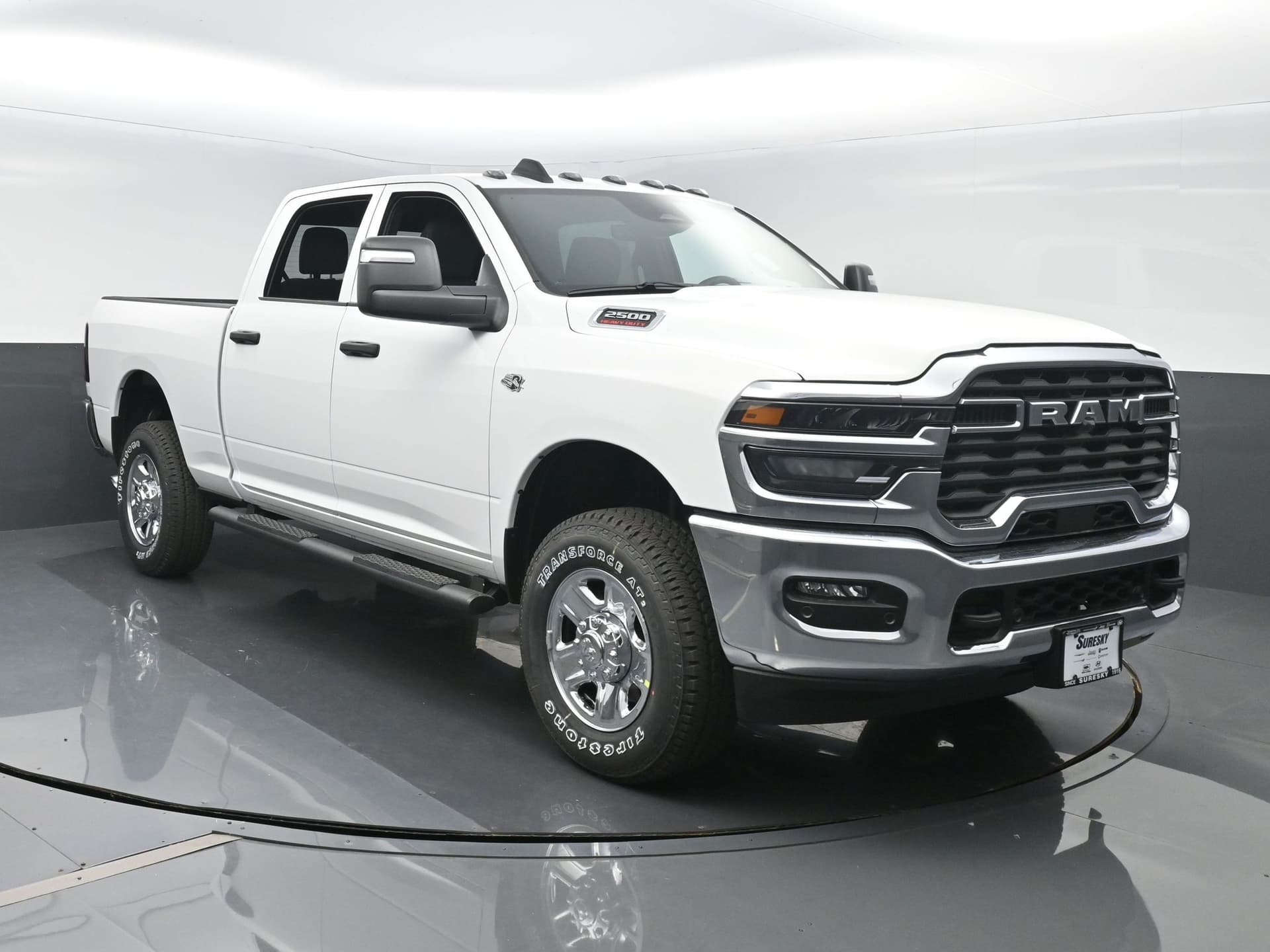 2027 RAM 2500 Tradesman — photo 1 of 43