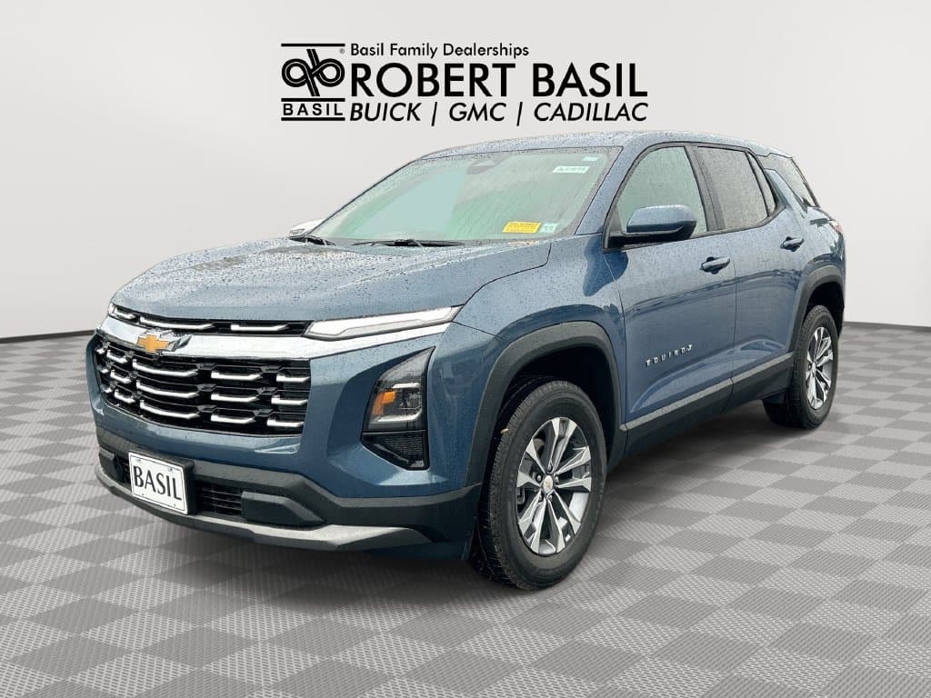 2026 Chevrolet Equinox FWD LT — photo 1 of 14