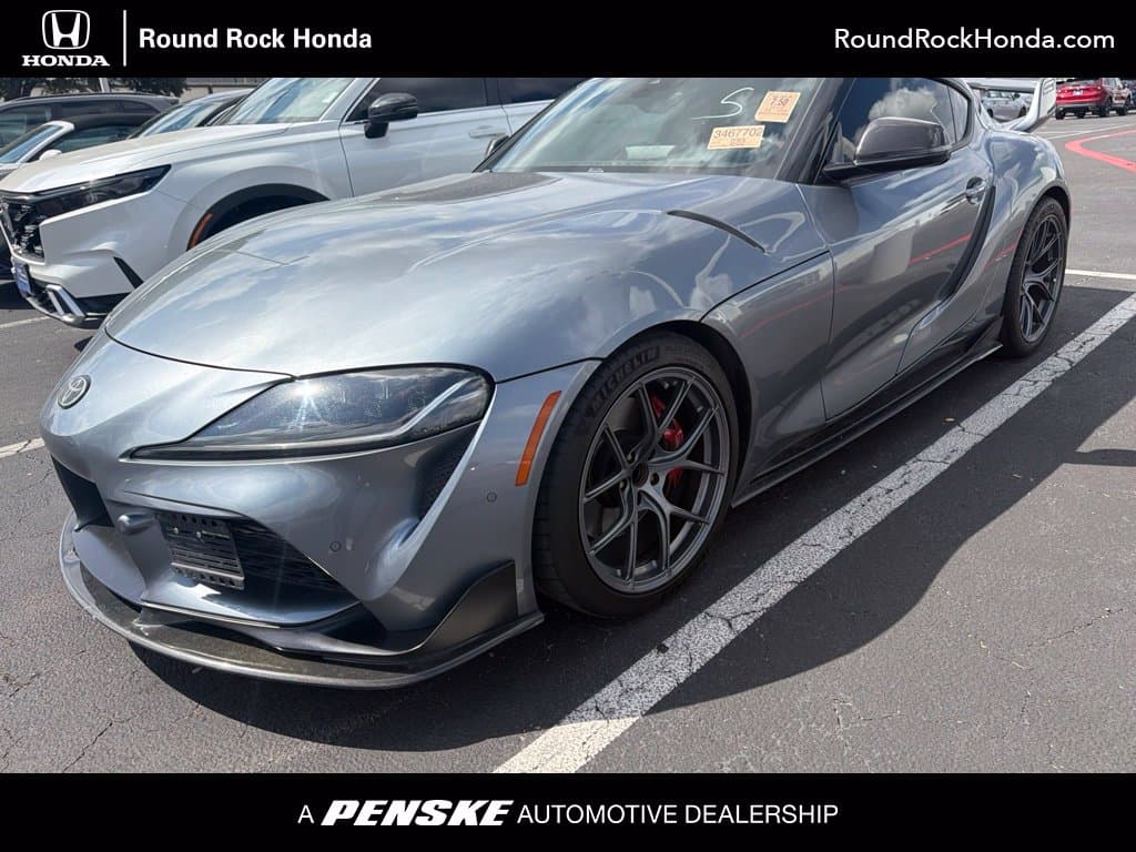2022 Toyota GR Supra Base — photo 1 of 17