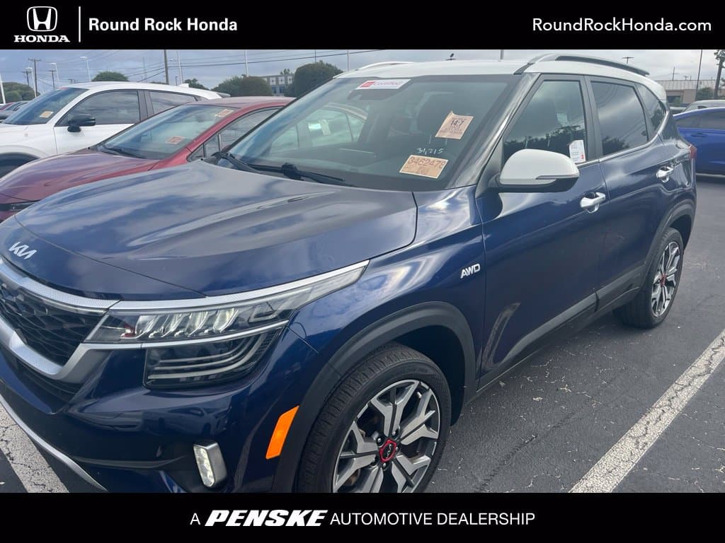 2023 Kia Seltos SX — photo 1 of 3