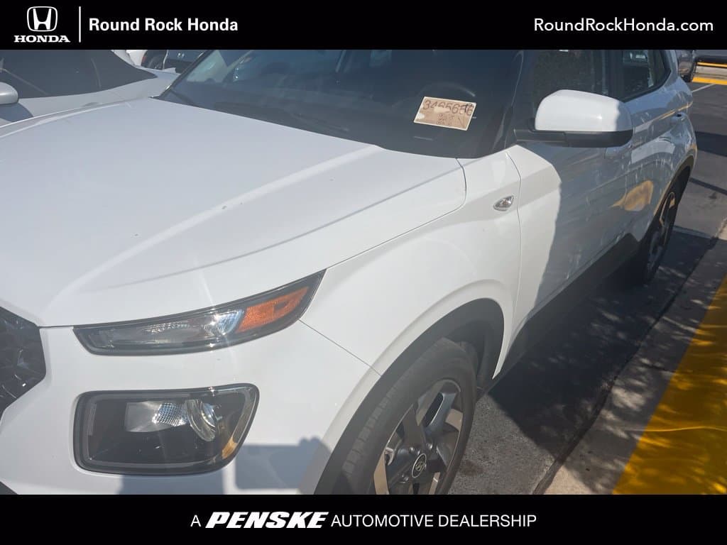 2026 Hyundai Venue SEL — photo 1 of 4