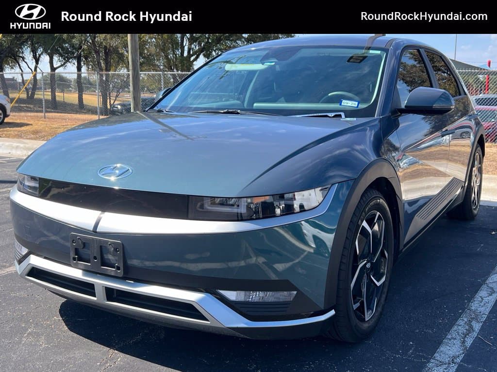 2024 Hyundai IONIQ 5 SE — photo 1 of 10