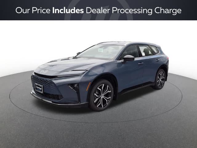 2026 Toyota Crown Signia XLE — photo 1 of 19