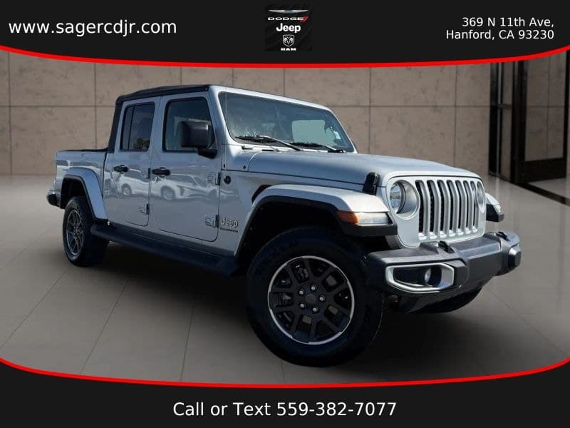 2023 Jeep Gladiator Overland — photo 1 of 24