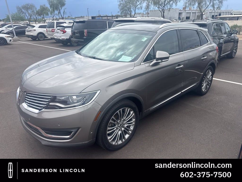 2017 Lincoln MKX Reserve — photo 1 of 2