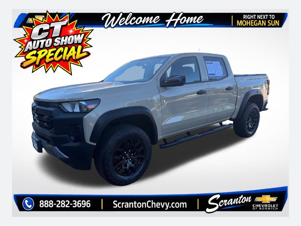 2024 Chevrolet Colorado 4WD Trail Boss — photo 1 of 31
