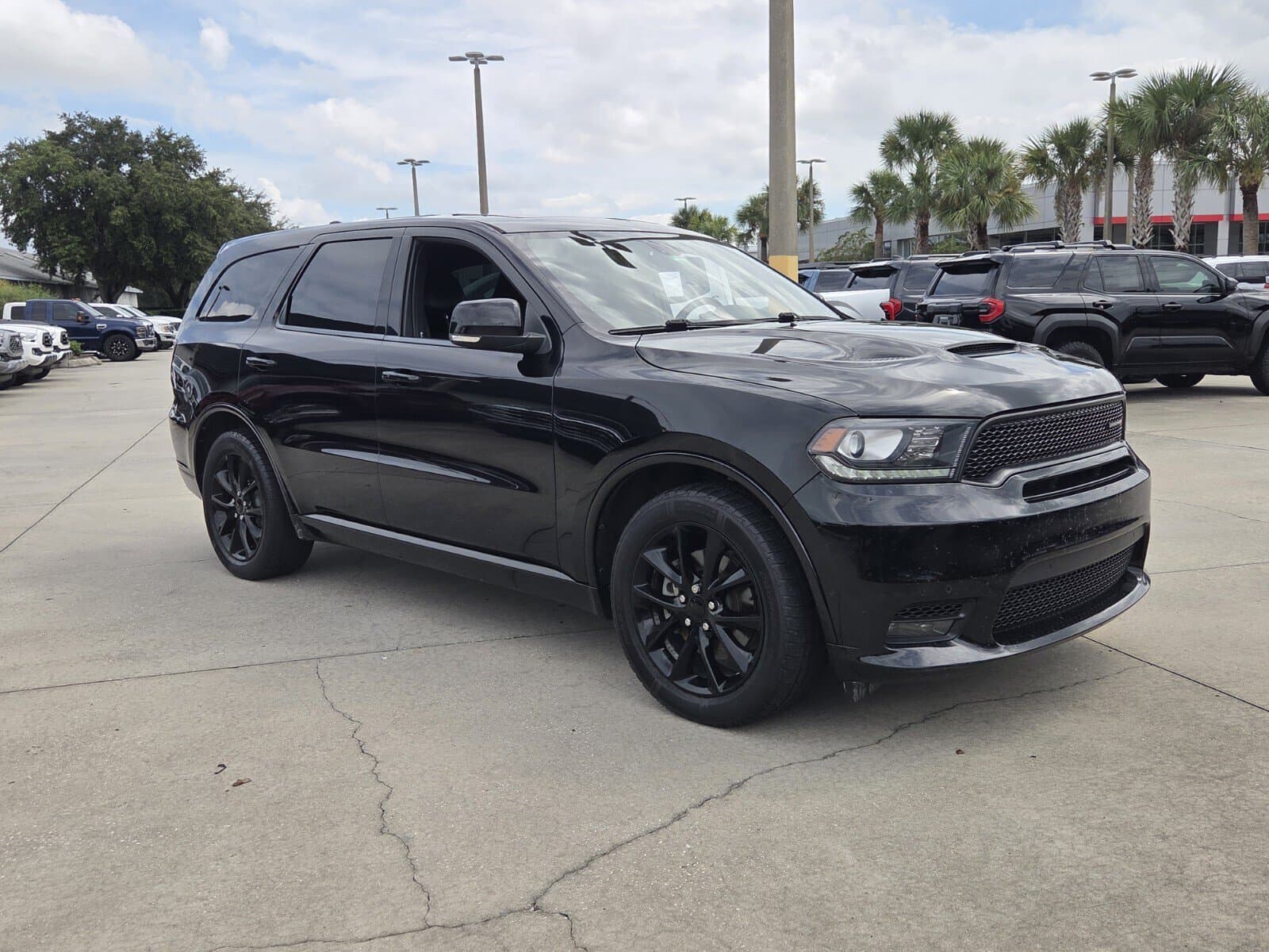 2018 Dodge Durango R/T — photo 1 of 29