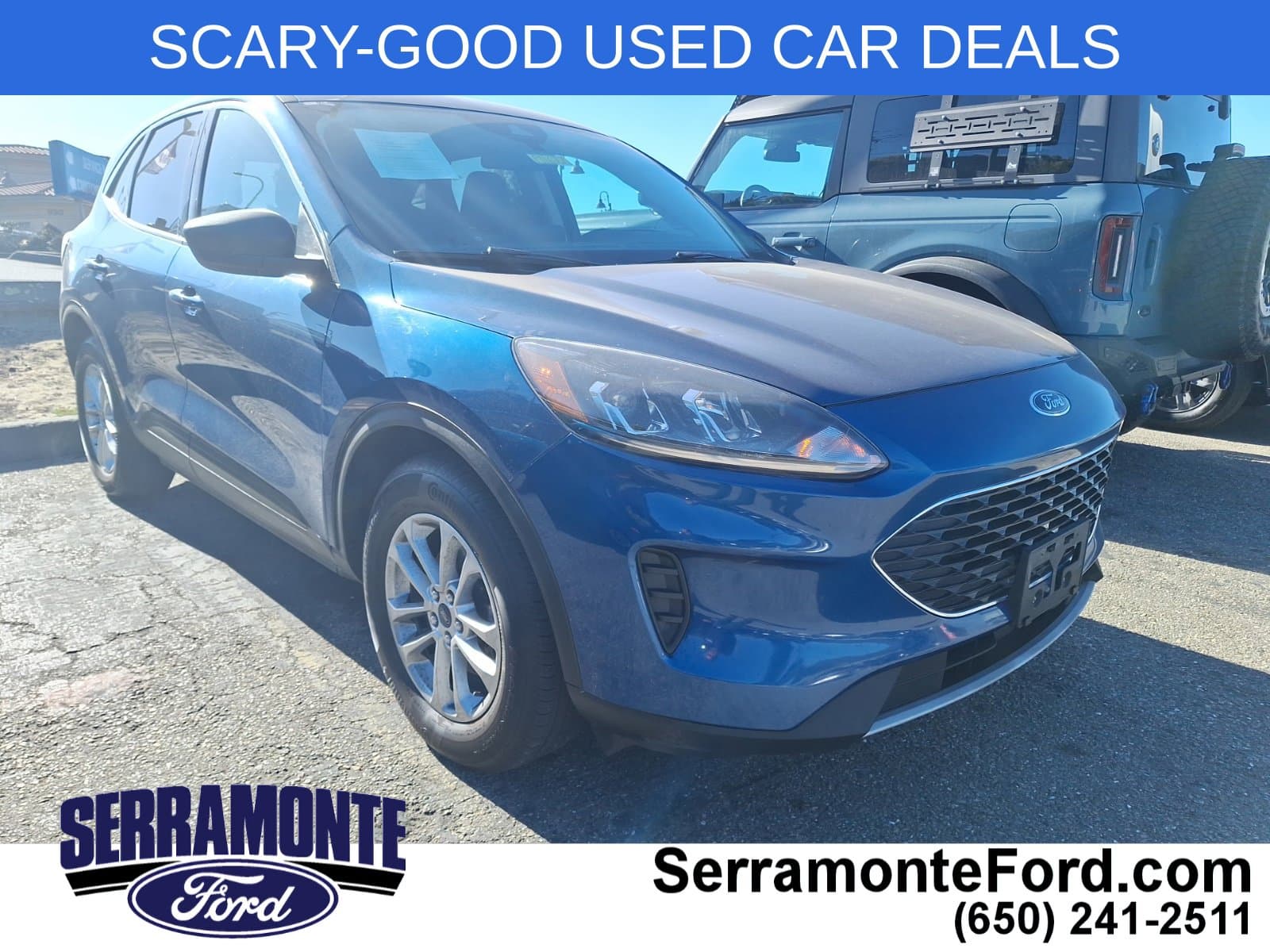 2022 Ford Escape SE — photo 1 of 17