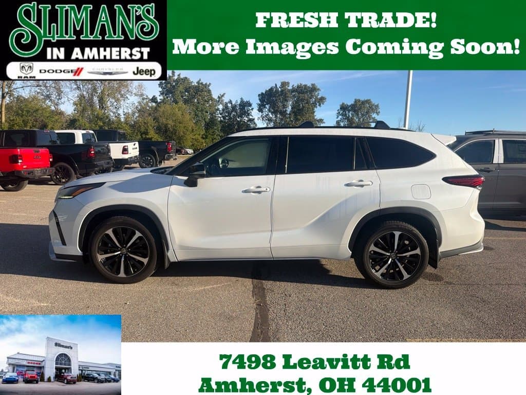 2022 Toyota Highlander XSE — photo 1 of 5