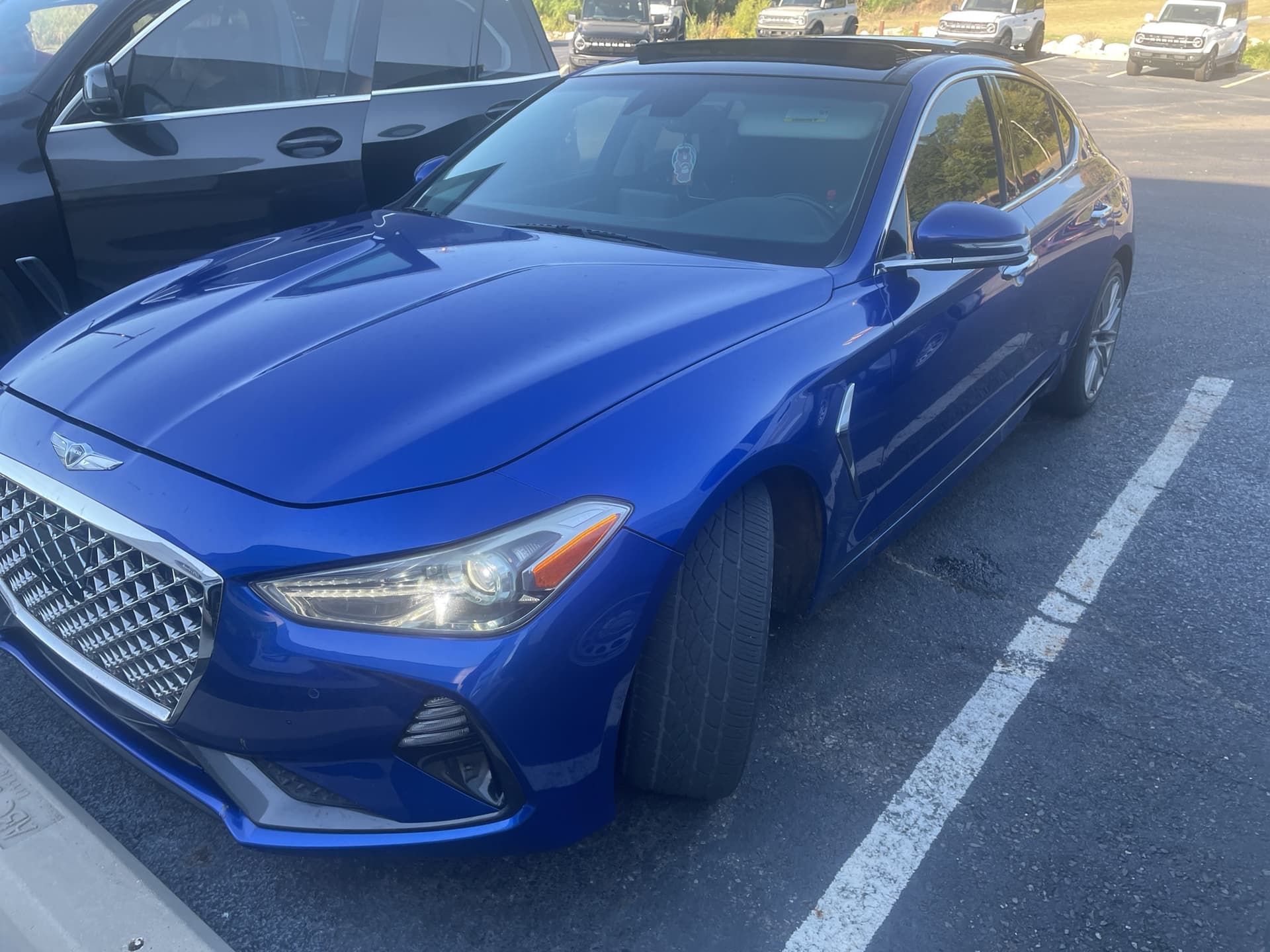 2020 Genesis G70 2.0T — photo 1 of 8
