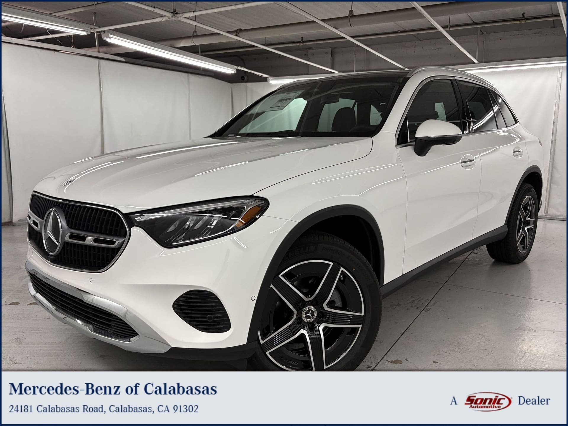 2027 Mercedes-Benz GLC GLC 300 — photo 1 of 32