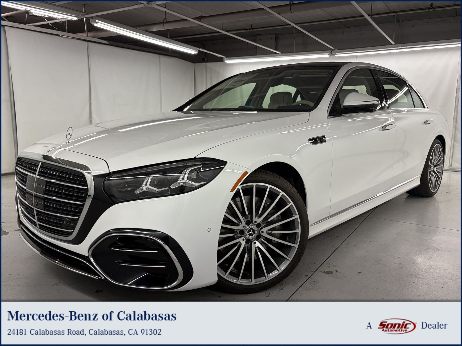 2027 Mercedes-Benz S-Class Base — photo 1 of 32