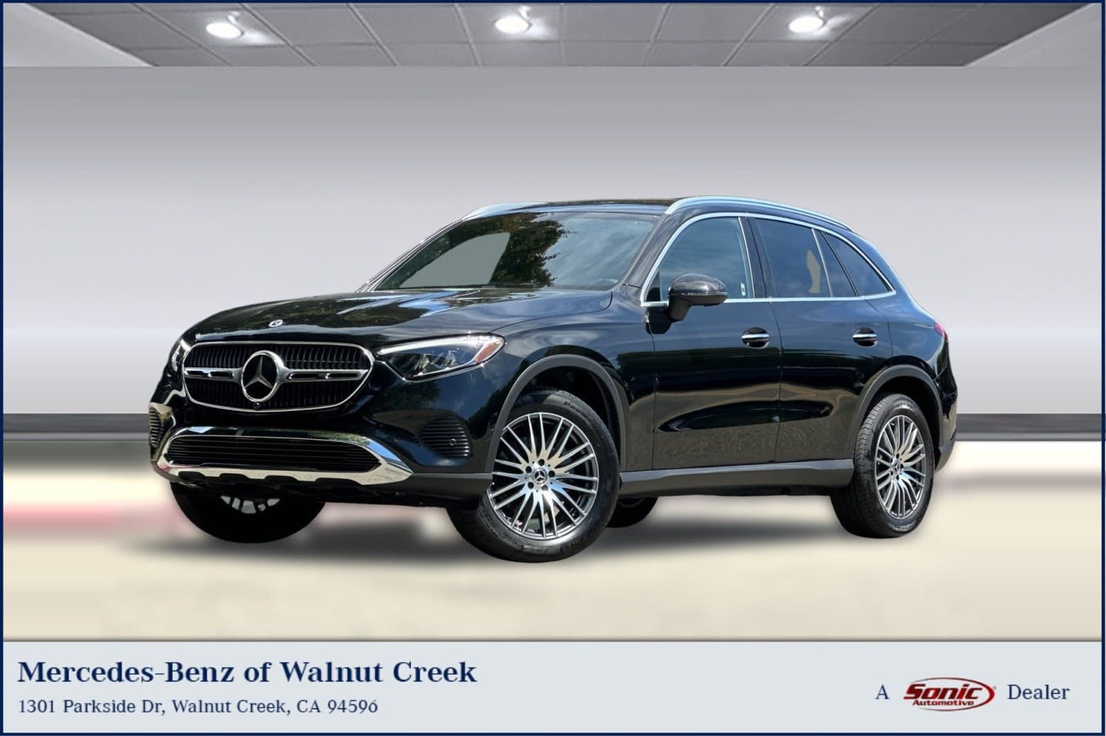 2026 Mercedes-Benz GLC Base — photo 1 of 37