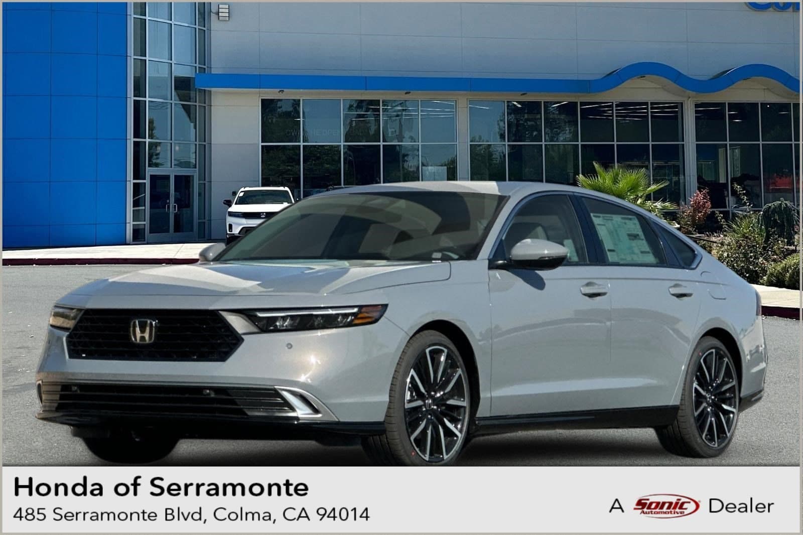 2026 Honda Accord Hybrid Touring — photo 1 of 31