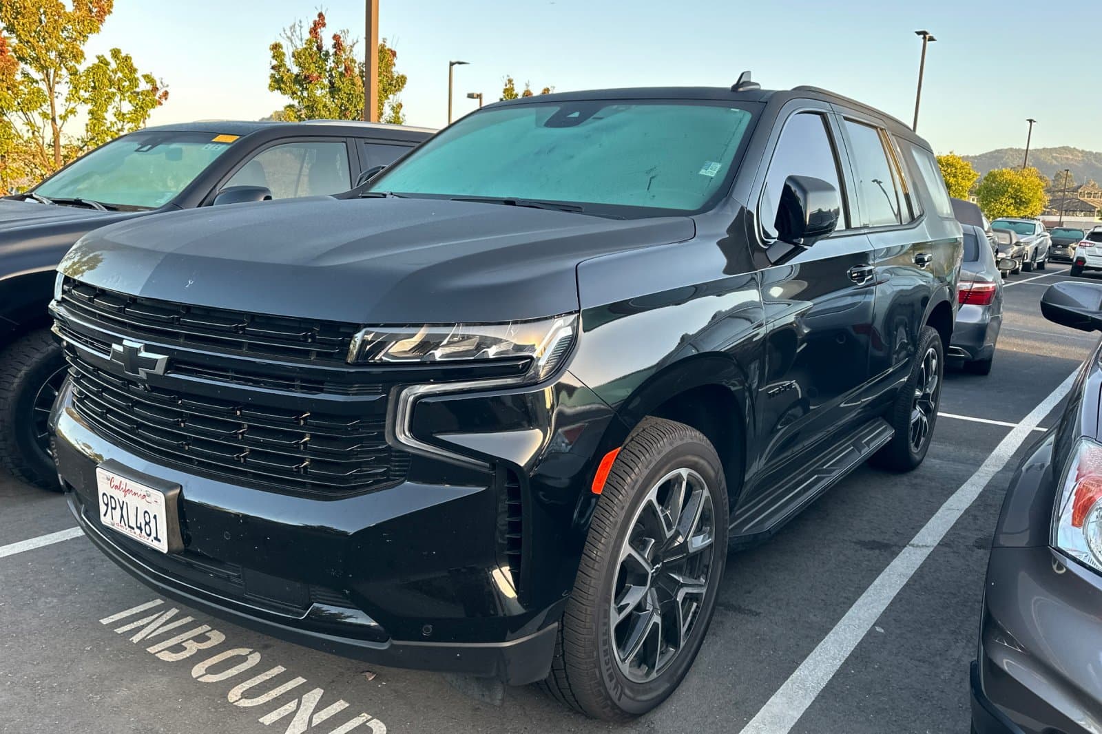 2024 Chevrolet Tahoe RST — photo 1 of 3