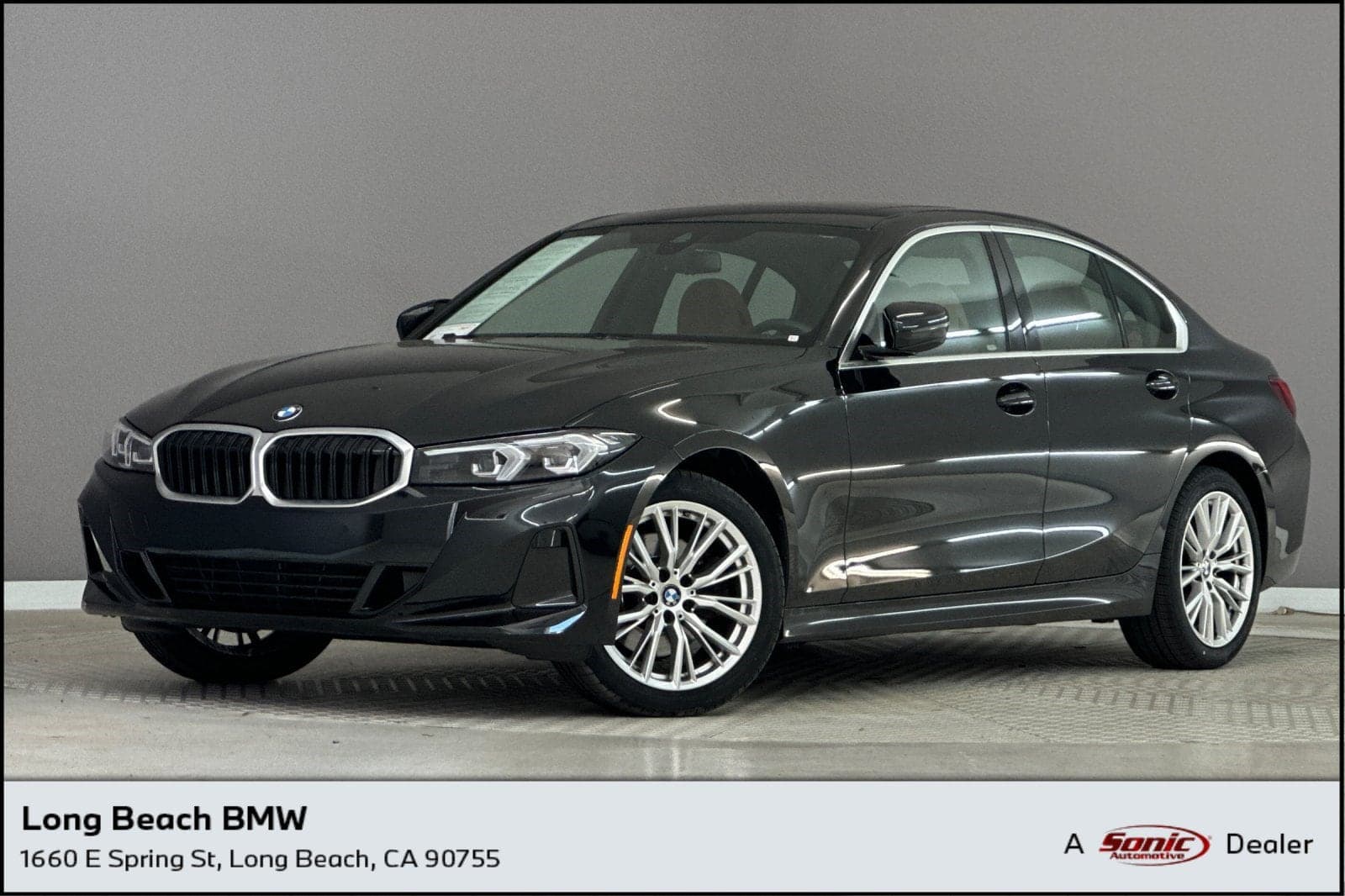 2024 BMW 3 Series 330i — photo 1 of 34