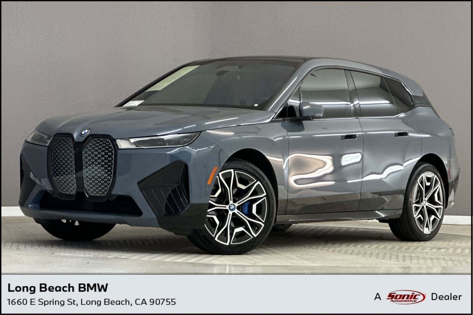 2024 BMW iX xDrive50 — photo 1 of 36