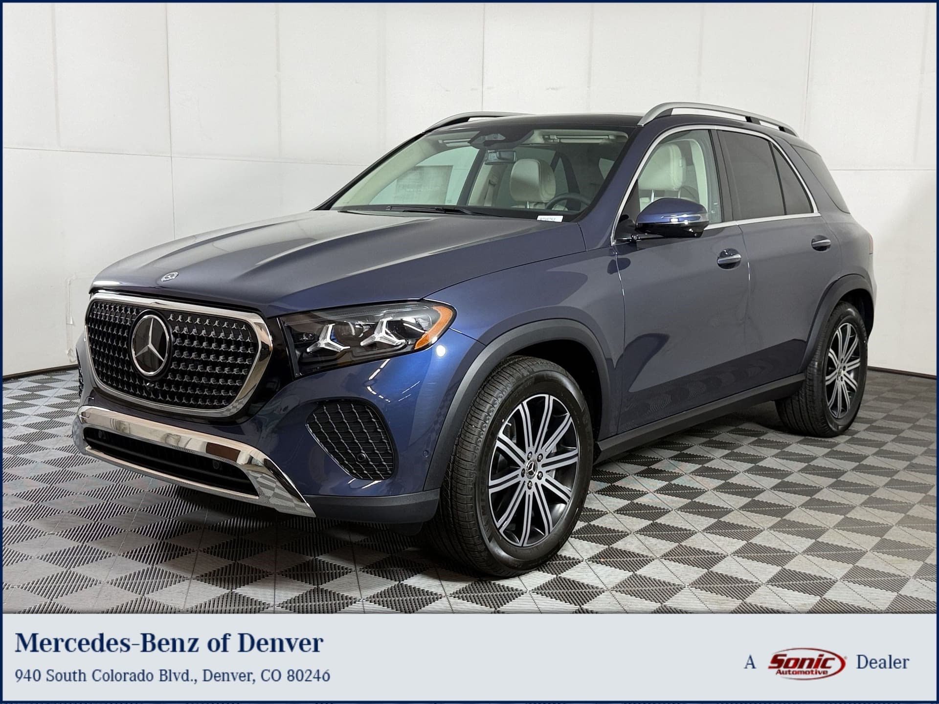 2027 Mercedes-Benz GLE Base — photo 1 of 30