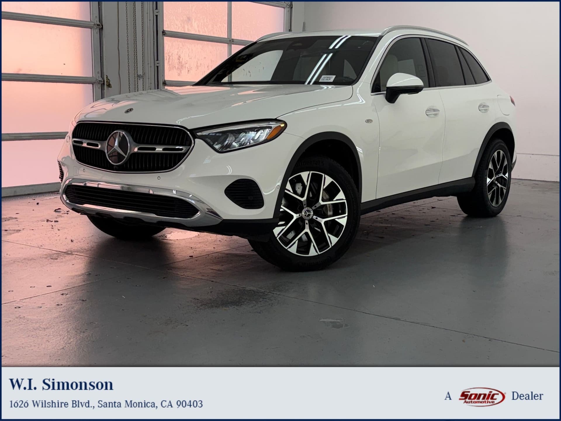 2025 Mercedes-Benz GLC GLC 350e — photo 1 of 31