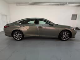 Extra Photo