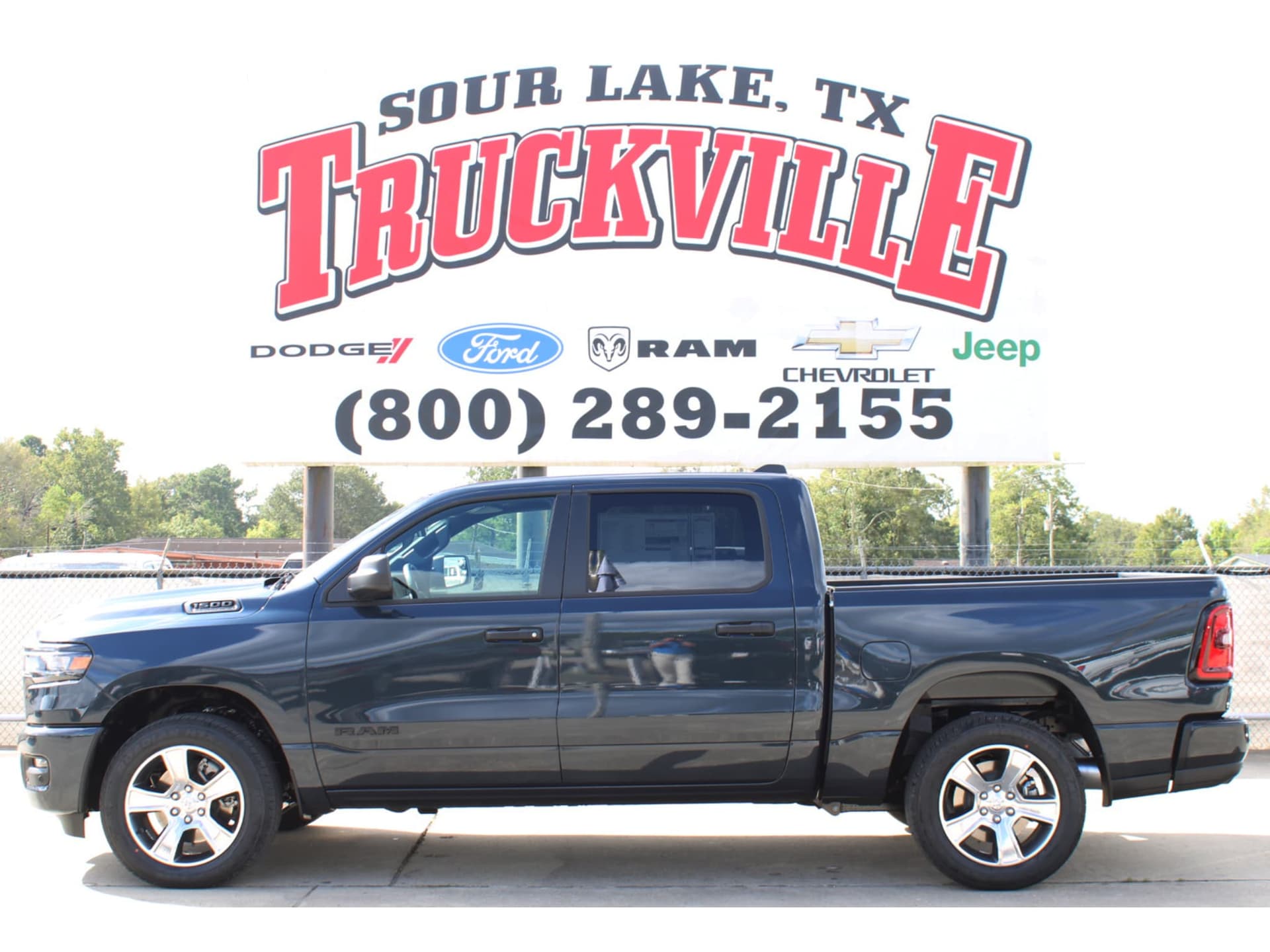 2027 RAM 1500 Express — photo 1 of 31