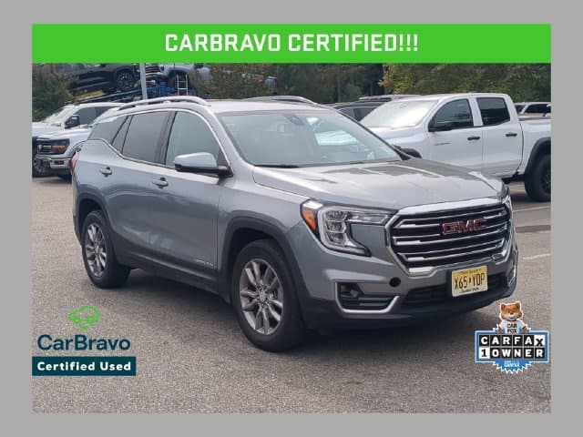 2024 GMC Terrain SLT — photo 1 of 26