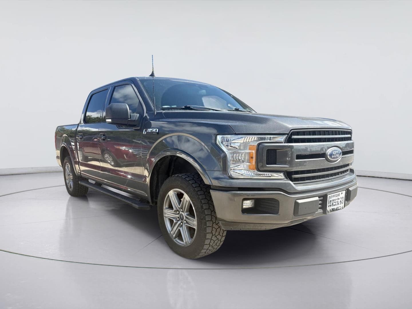 2019 Ford F-150 XLT — photo 1 of 19