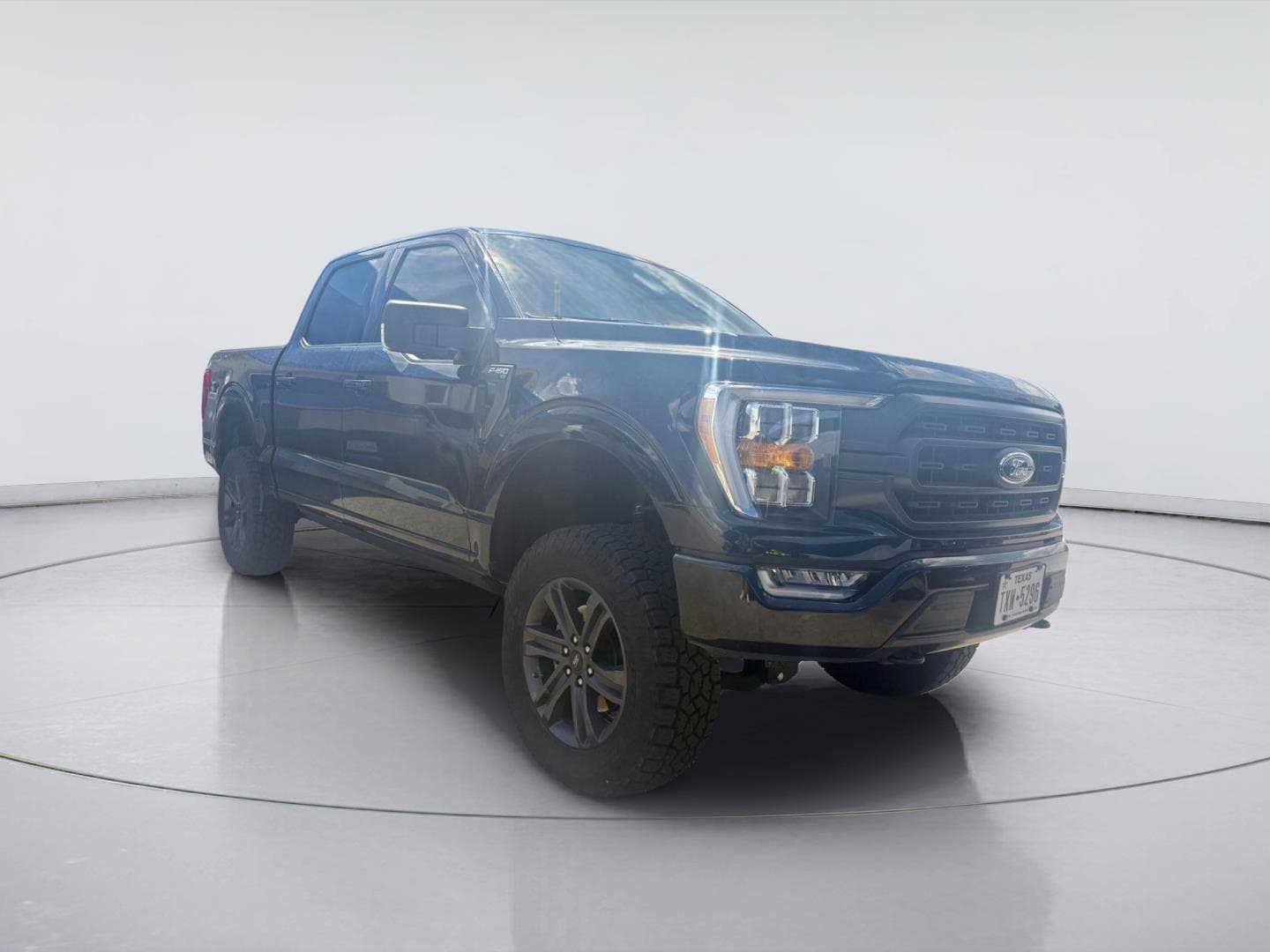 2023 Ford F-150 XLT — photo 1 of 20